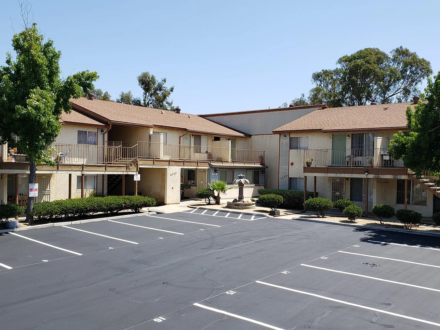 Vista Del Rio Apartments — Photo 2