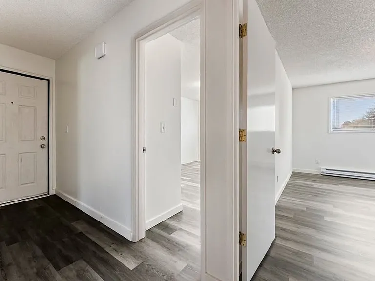 ES2275 -Eagle Rock Apartments — Photo 31