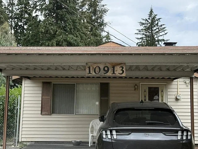 10913 108th St SW — Photo 1