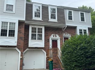 120 Spruce Ct, Pittsburgh, PA 15229