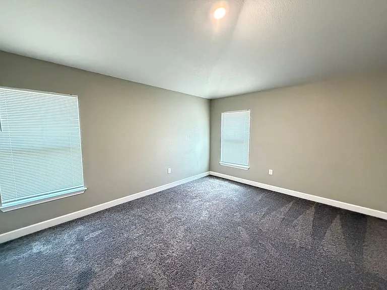 3439 N Burroughs Path — Photo 16