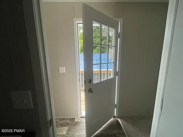 3 bed, 2.0 bath, 1250 sqft, $2,000 — Photo 4