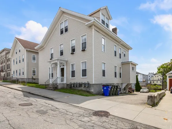 381 Pine St, Fall River, MA 02720