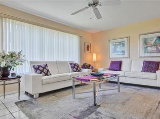 110 South Blvd APT 1A, Boynton Beach, FL 33435