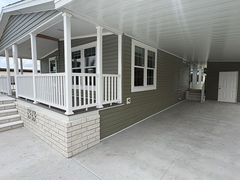 2nd image of 3835 Edam St #717