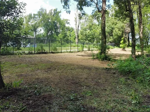 Skyline Dr, Dade City, FL 33523