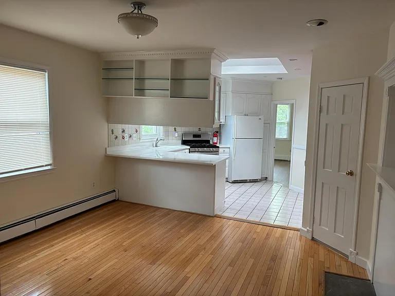 49 S Water St #3L — Photo 2