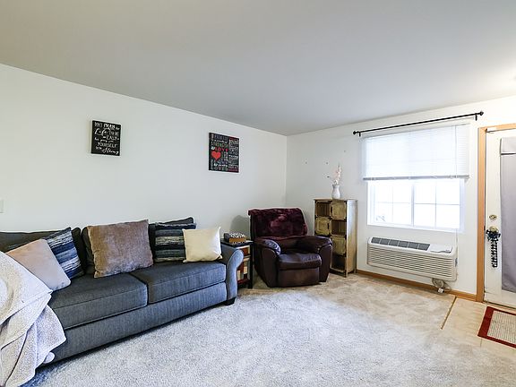 3rd image of 2303 Silverstone Dr #2303