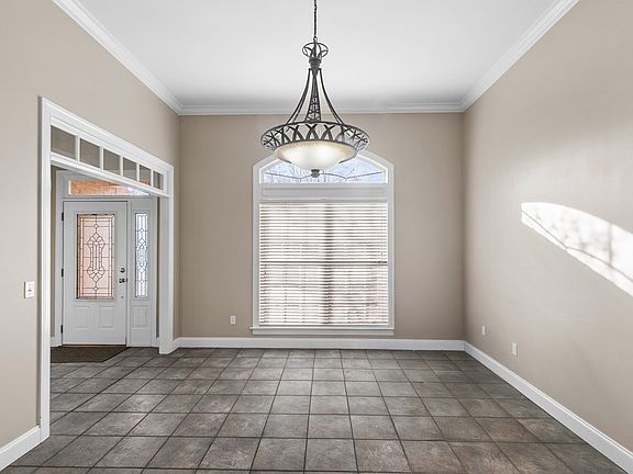 5th image of 506 Westbrook Rd