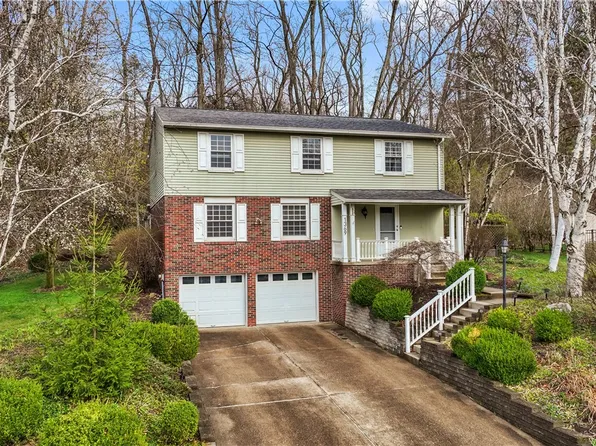 1369 Pheasant Cir, Pittsburgh, PA 15241