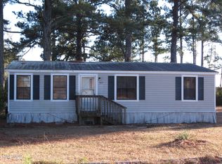 767 Kennels Beach Rd, Grantsboro, NC 28529