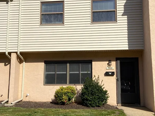 1302 Chelmsford Cir, Newark, DE 19713