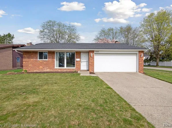 14374 Ramblewood St, Livonia, MI 48154