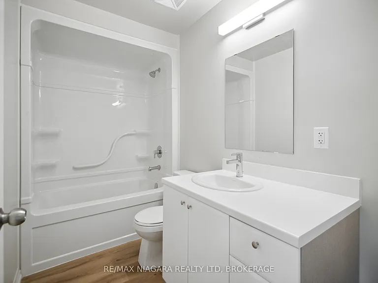 50 Herrick Ave #443 — Photo 9