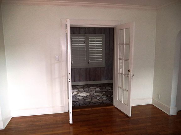 5th image of 117 NE Adair Dr