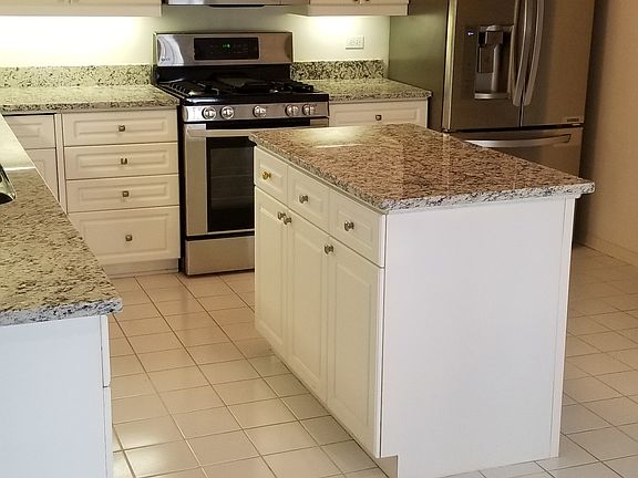 4th image of 1481 Laurel Oaks Dr