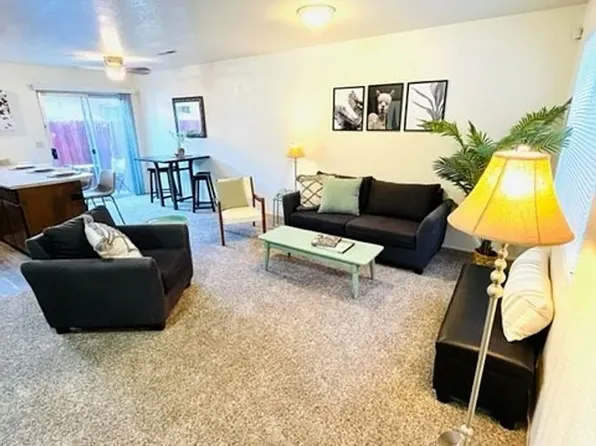 College Place Apartment, 642 W 1st Ave #632c8c85b, Chico, CA 95926