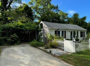 7 Clark Rd, Yarmouth Pt, MA 02675