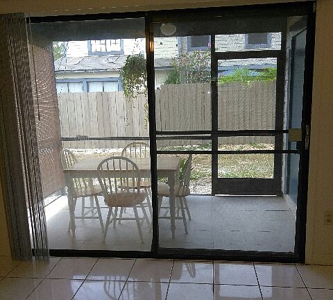 4th image of 2944 Lowell Ct