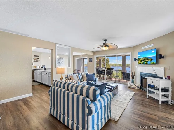 356 Regatta Bay Cir #3B, Lake Ozark, MO 65049