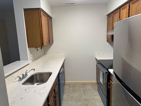 5th image of 9208 Tamarron Dr