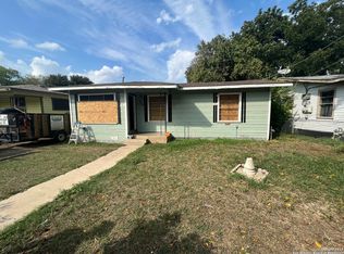 435 Lincolnshire Dr, San Antonio, TX 78220