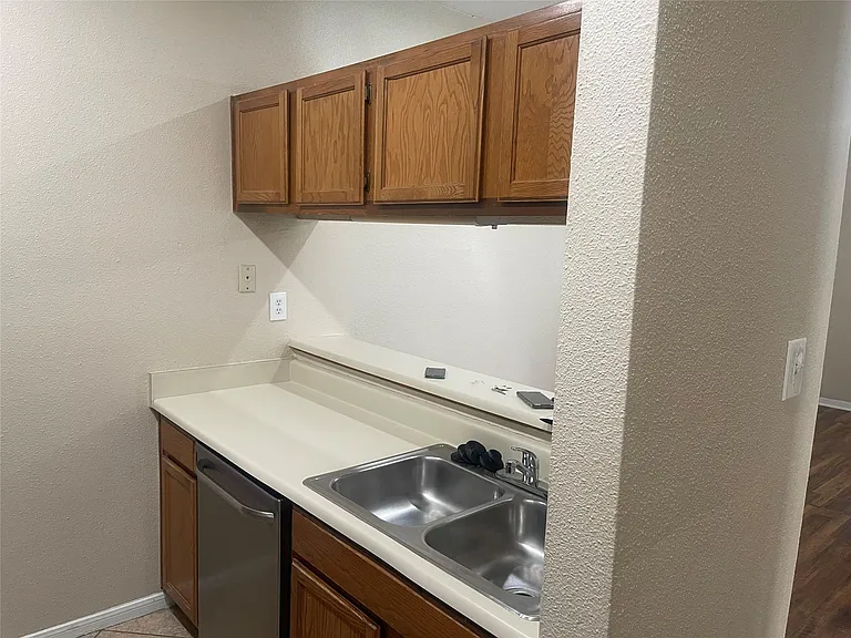 2121 El Paseo St #1601 — Photo 11