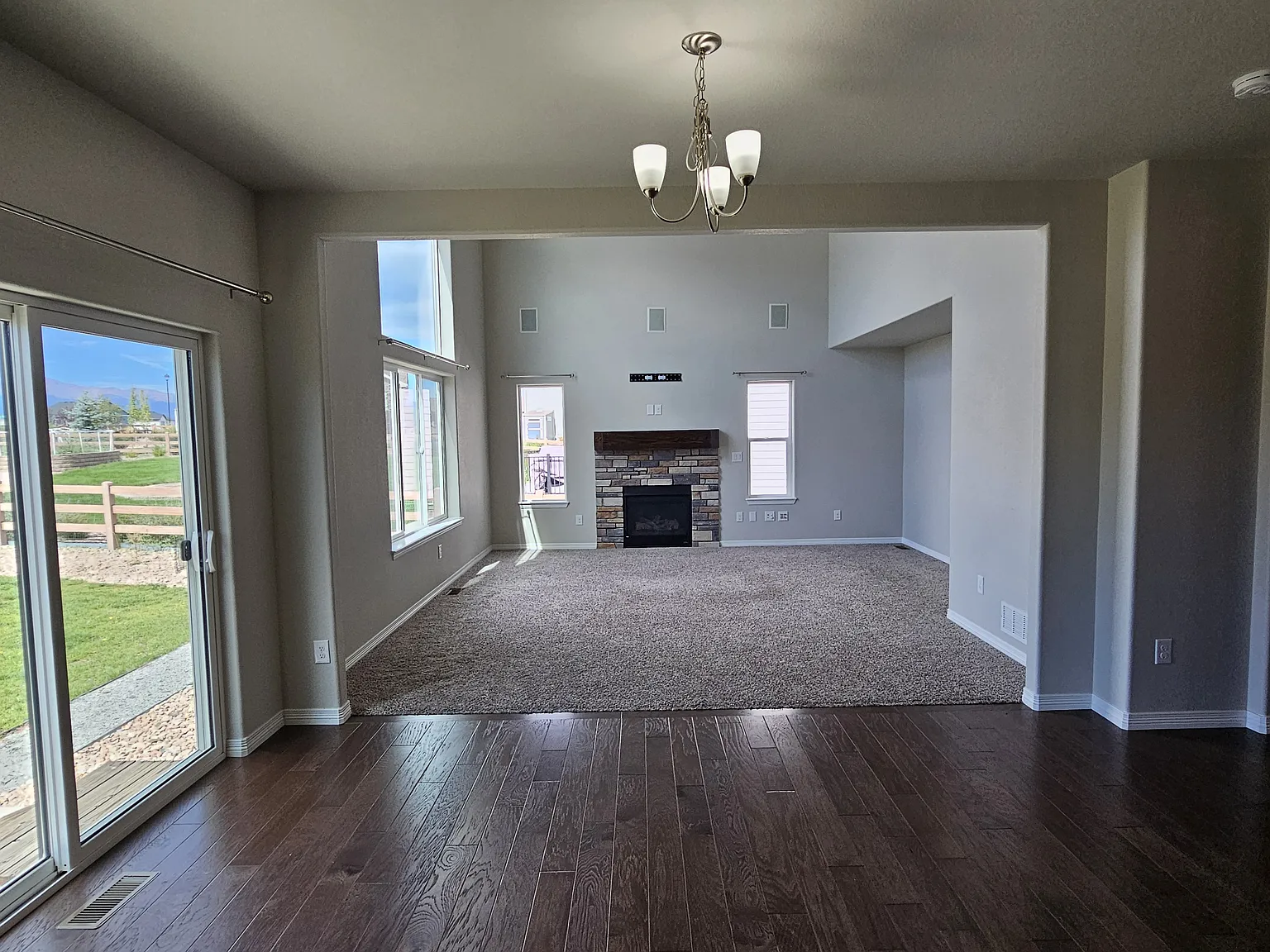 4 bed, 3463 sqft, $2,722 — Photo 3