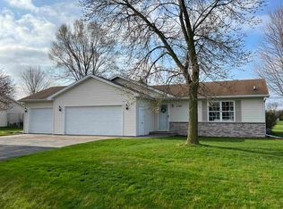 W5567 Colin St, APPLETON, WI 54915