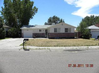 2314 Crownridge Dr, Pueblo, CO 81008