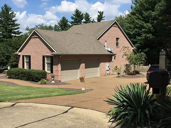 3rd image of 8707 Ascot Ct