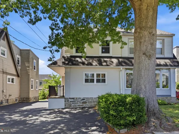 736 Oak View Rd #100, Ardmore, PA 19003