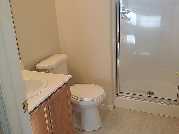 5th image of 2284 Crooked Creek Ave