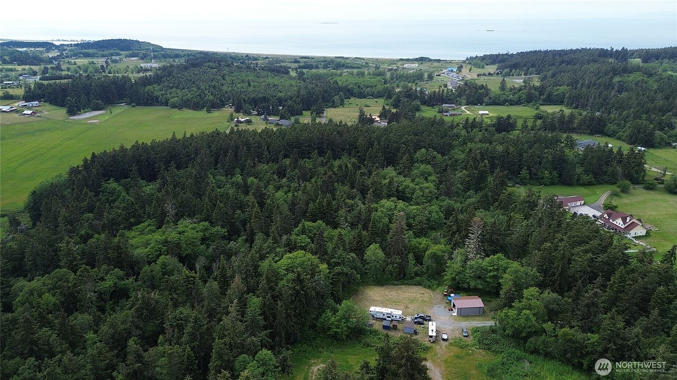 1st image of 2999 Heller Road