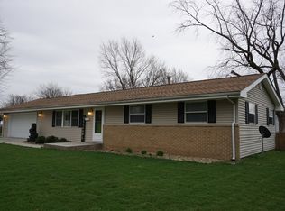 1362 Harmon Dr, Rantoul, IL 61866