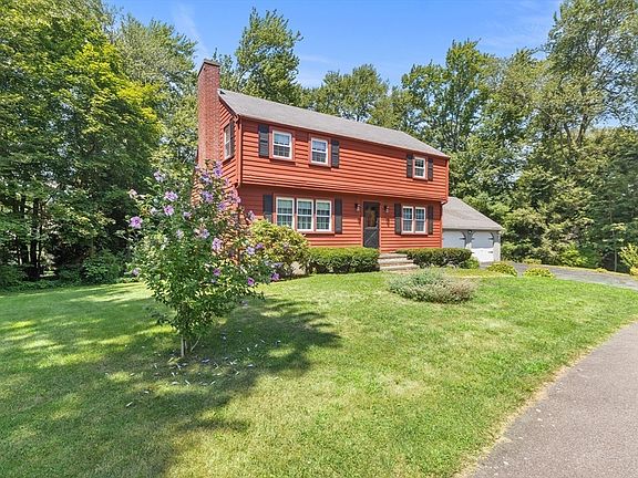 3rd image of 3 Denfeld Dr