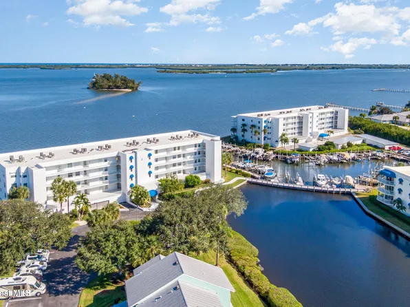 6029 N River Run Dr, Sebastian, FL 32958