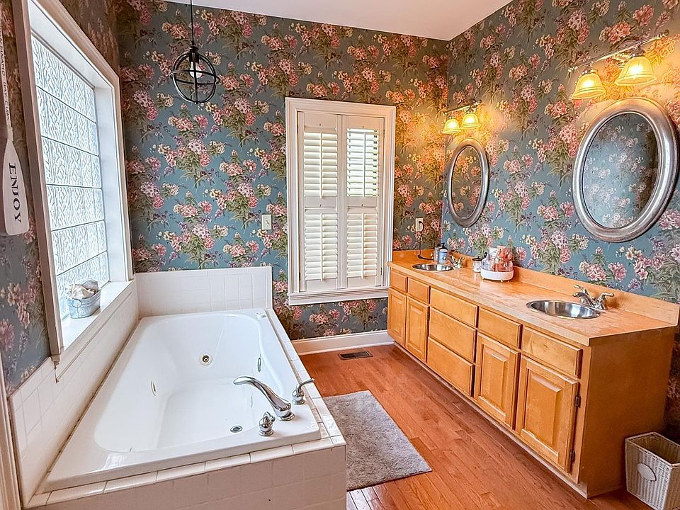 46th image of this home