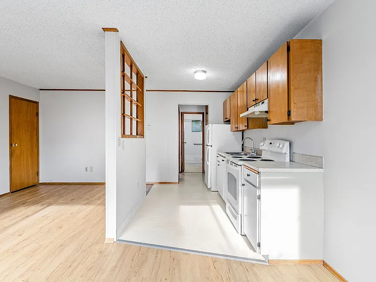 1508-1520 SW Dewitt St — Photo 11