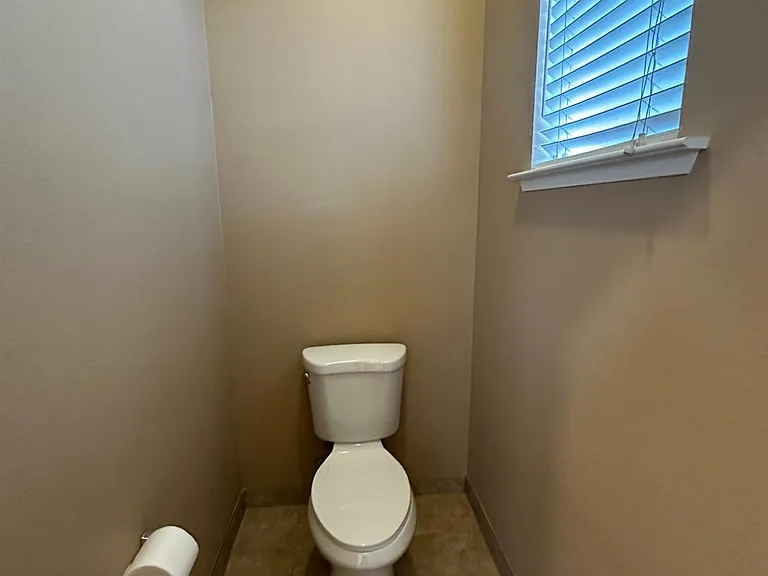 2688 E Omaha Ave — Photo 16