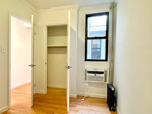 Rented by Compass | media 36