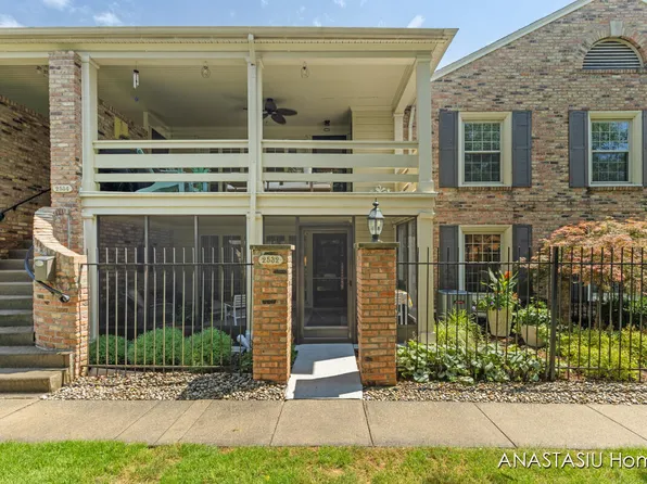 2532 Abbington Dr SE #157, Grand Rapids, MI 49506