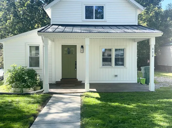 322 Cherry St, Almont, MI 48003