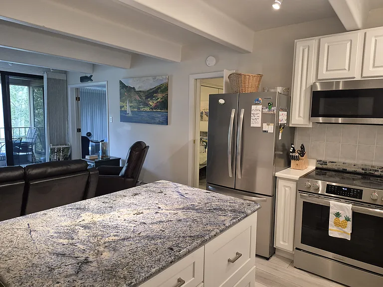 220 E La Bonte St #119 — Photo 5