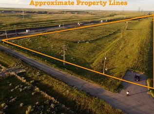 Broadway Ct NW, Redcliff, AB T0J2P2