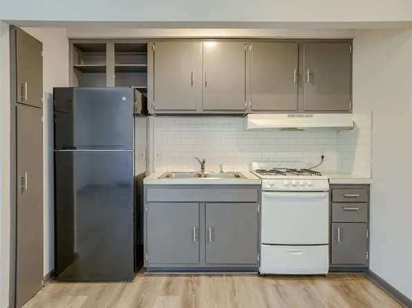 4513 Lafayette Ave #12, Omaha, NE 68132