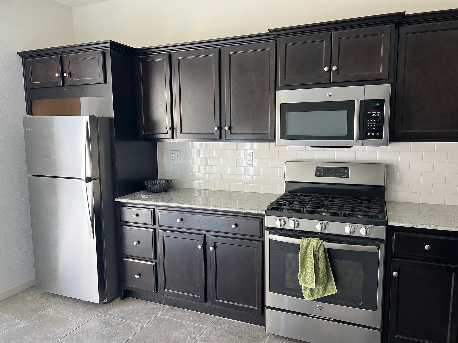 3718 Friendship Ln — Photo 3