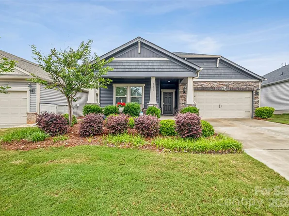 9525 Festival Way, Charlotte, NC 28215