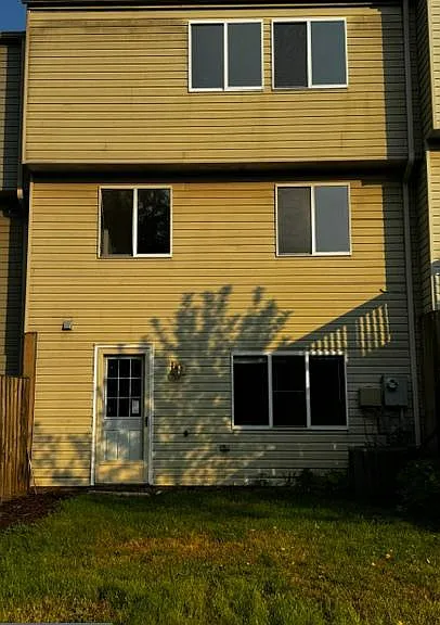 13238 Custom House Ct — Photo 90