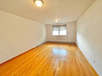 Rented by FRESH SPACES NYC